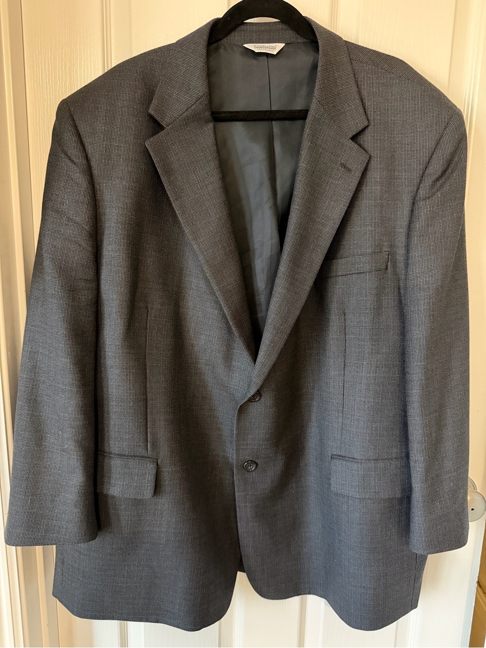 Classic Men's Blue Blazer - Tailored Modern Fit